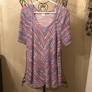 Women's Short Sleeve Top - Multicolored Pattern 2X